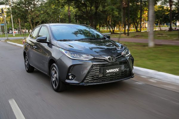 Toyota reduz preço do Yaris após corte do IPI pelo governo
